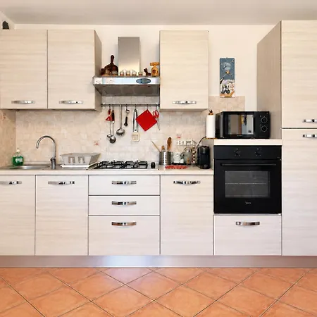 Hostdomus - White Blu Apartment