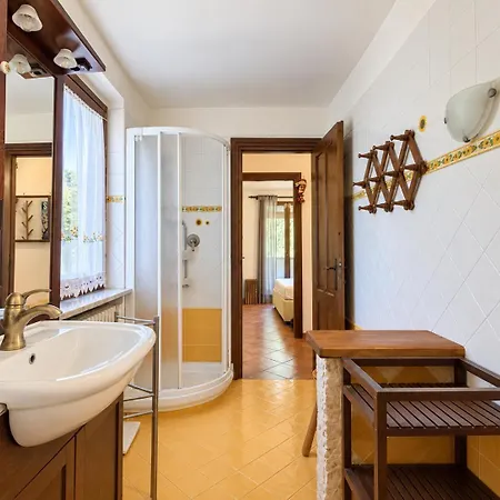 Apartment Hostdomus - White Blu Sauze D'Oulx